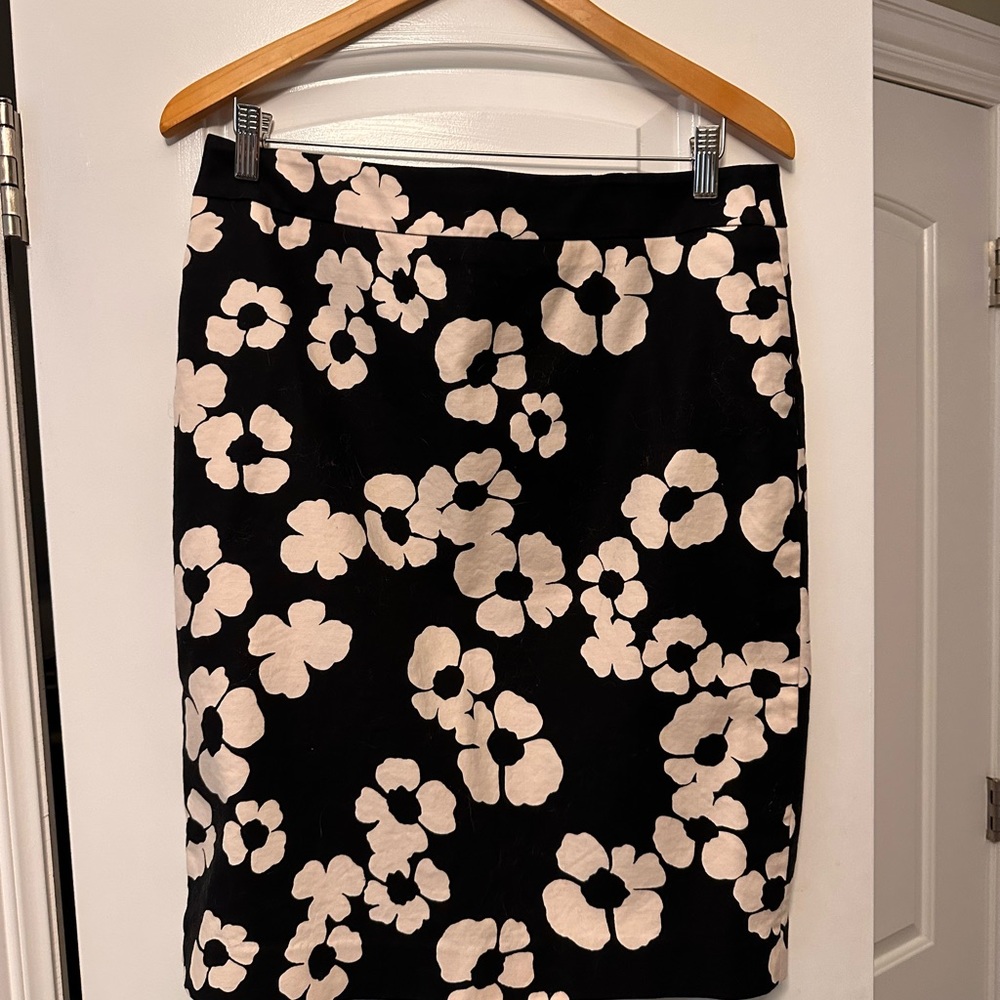 Loft flower skirt Size 12